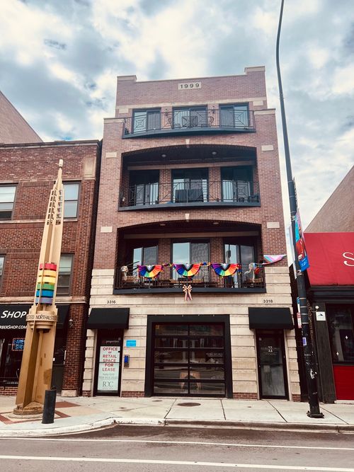 3-3316 Halsted St, Chicago, IL, 60657-2413 | Card Image