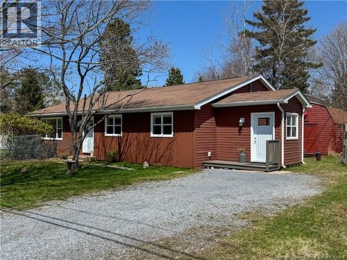 45 Saunders Dr, Quispamsis, NB, E2E1J4 | Card Image