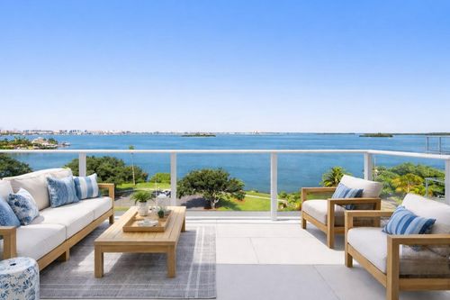 605-1020 Sunset Point Rd, CLEARWATER, FL, 33755-1486 | Card Image