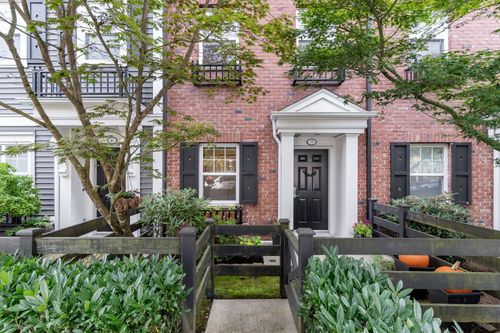 7-19572 Fraser Way, Pitt Meadows, BC, V3Y0A9 | Card Image