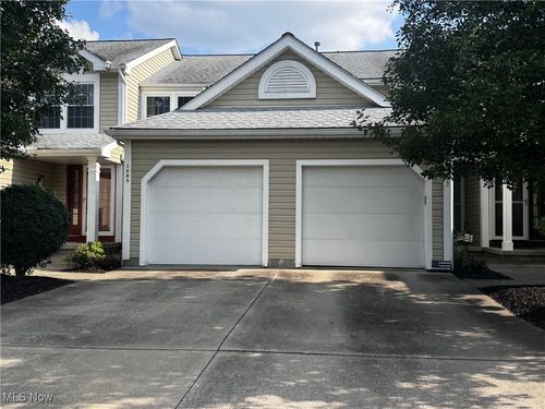 1085 Sunhaven Dr, Medina, OH, 44256-3000 | Card Image