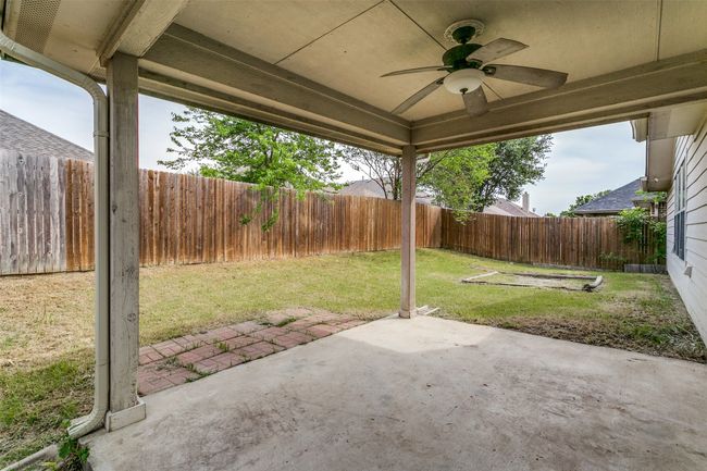 815 Creekside Dr, House other with 4 bedrooms, 2 bathrooms and null parking in Little Elm TX | Image 24