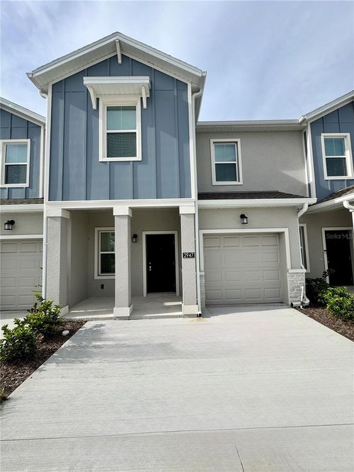 2947 Savoir Ave, DAVENPORT, FL, 33837-9480 | Card Image
