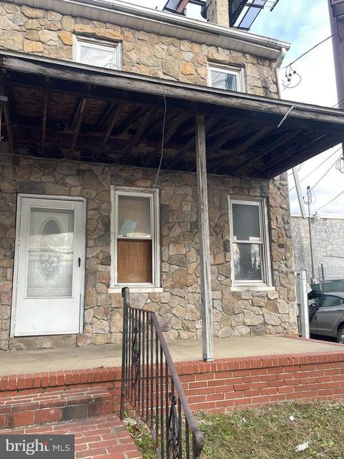 409 Flower St, CHESTER, PA, 19013-3139 | Card Image