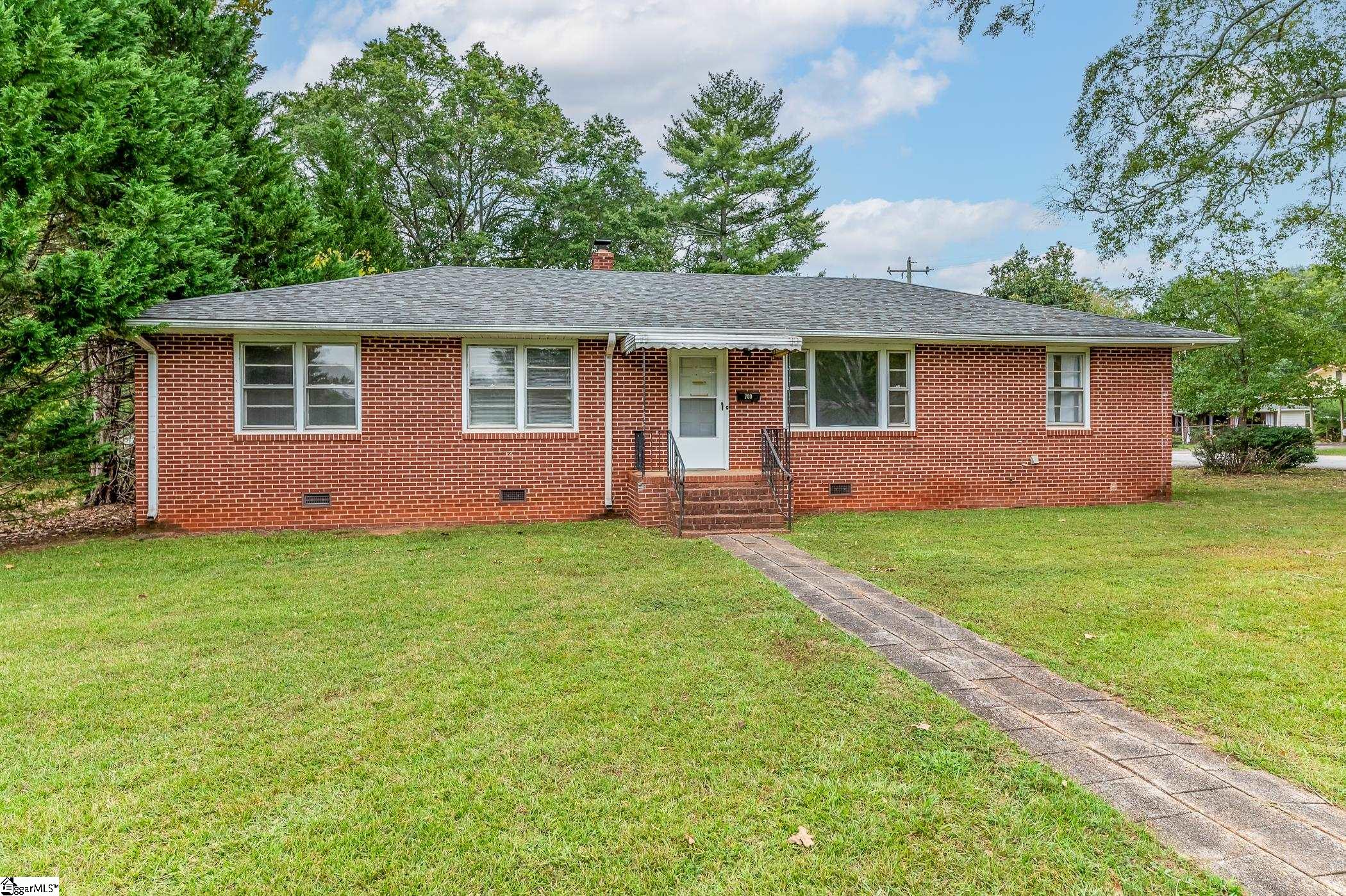 Watkins Rd, Greenville, SC 29617