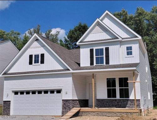 3831 Golden Wood Way, Uniontown, OH, 44685-7764 | Card Image