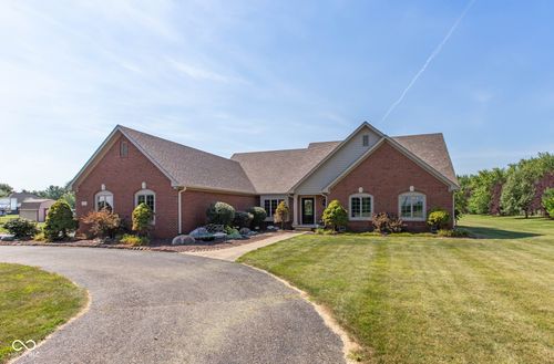 5425 E 700 N, Franklin, IN, 46131-7058 | Card Image