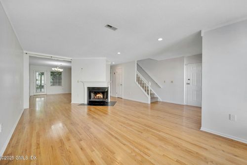 apt-27-150 Prospect St, Greenwich, CT, 06830-3114 | Card Image