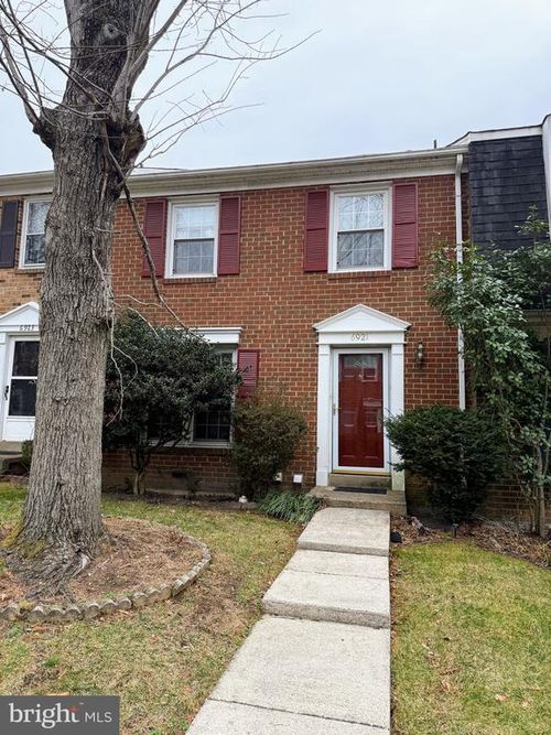 6921 Lafayette Park Dr, ANNANDALE, VA, 22003-3224 | Card Image