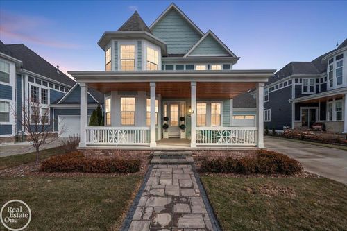 54568 Ann Dr, Macomb, MI, 48042-5840 | Card Image