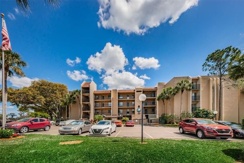 apt-214-90 S Highland Ave, Tarpon Springs, FL, 34689-5344 | Card Image