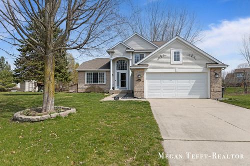 6641 Laguna Vista Dr, Rockford, MI, 49341-7837 | Card Image