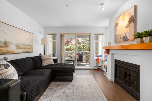 212-1432 Parkway Blvd, Coquitlam, BC, V3E3L9 | Card Image