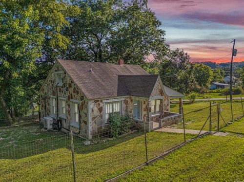225 Blevins St, Norfork, AR, 72658-8007 | Card Image