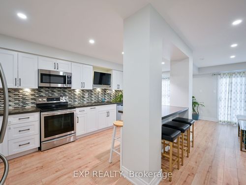 64-3351 Hornbeam Cres, Mississauga, ON, L5L3Z8 | Card Image