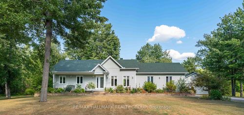 284 County 19 Road, Alfred and Plantagenet, ON, K0A3K0 | Card Image