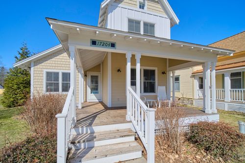 17204 5th St, Arcadia, MI, 49613-5141 | Card Image