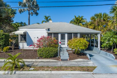 2401 Ridgeway Ave, West Palm Beach, FL, 33401-7539 | Card Image