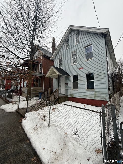 22 Stevens Street, New Haven, CT, 06519 | Card Image