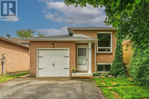 30 Lampman Cres, Thorold, ON, L2V4K7 | Card Image