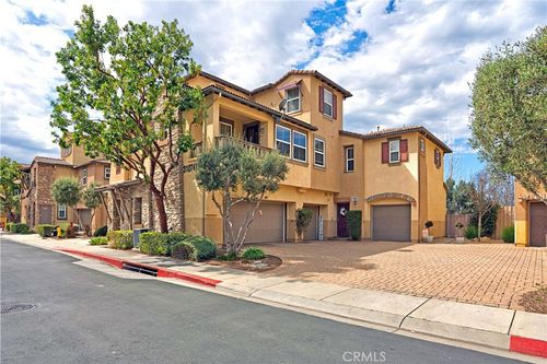 31082 Strawberry Tree Ln, Temecula, CA, 92592-4181 | Card Image