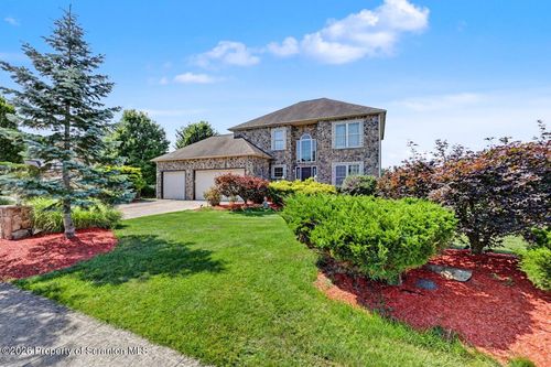 417 Varsity Dr, Throop, PA, 18512-1455 | Card Image