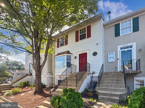 24b-13723 Autumn Vale Ct, CHANTILLY, VA, 20151-3520 | Card Image