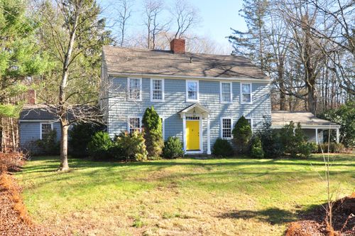 11 W Chestnut Hill Rd, Litchfield, CT, 06759-3625 | Card Image