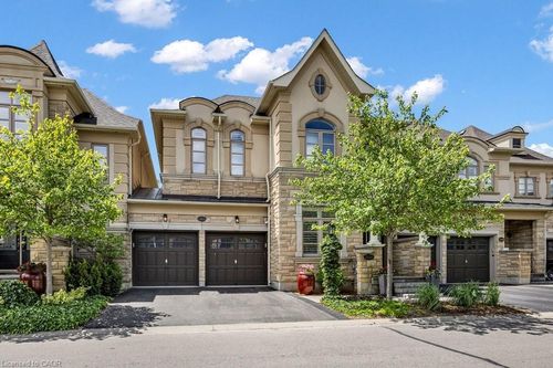 2444 Chateau Common, Oakville, ON, L6M0S1 | Card Image