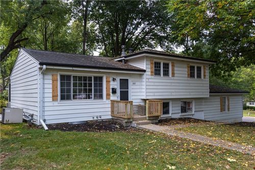 1601 Ne 62nd Ter, Gladstone, MO, 64118-4920 | Card Image