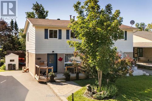 103 Daphne Cres, Barrie, ON, L4M2Y7 | Card Image
