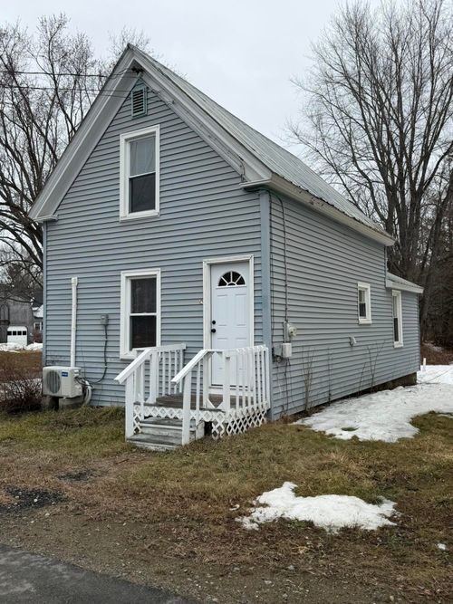 19 Knapp Street, Livermore Falls, ME, 04254 | Card Image