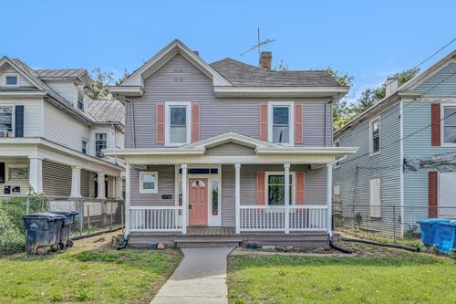 909 Highland Ave Se, Roanoke, VA, 24013-1839 | Card Image