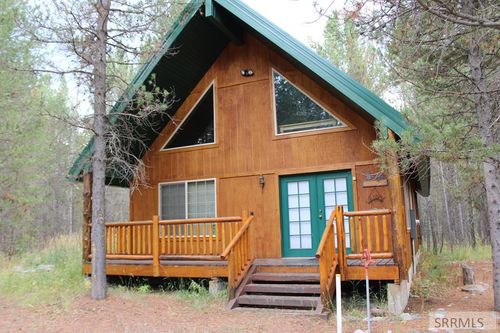 3496 Pinion Ln, Island Park, ID, 83429 | Card Image