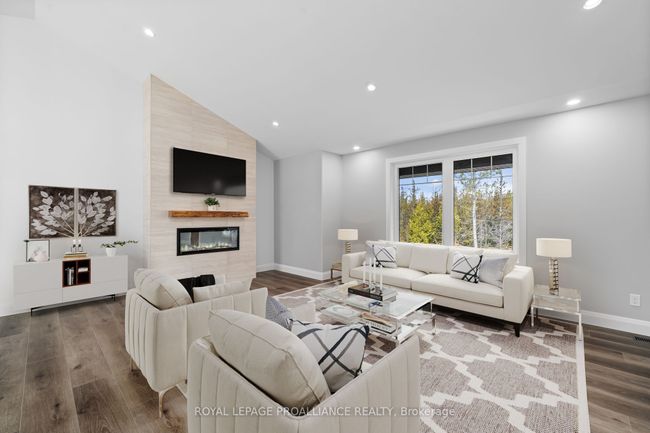 3850 Harmony Rd, House other with 3 bedrooms, 3 bathrooms and 6 parking in Shannonville ON | Image 27