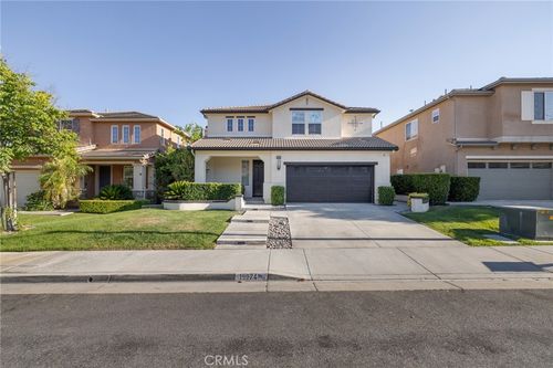 19924 Via Joyce Dr, Santa Clarita, CA, 91350-3869 | Card Image