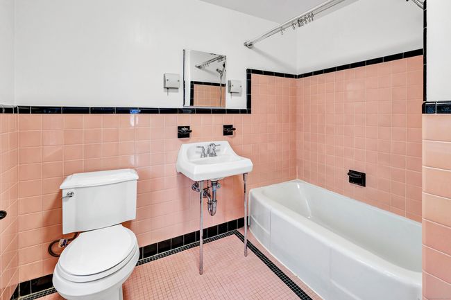 135 Carmalt Rd, House other with 3 bedrooms, 2 bathrooms and 6 parking in Hamden CT | Image 33