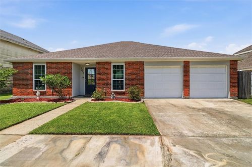 3321 Lake Trail Dr, Metairie, LA, 70003-3434 | Card Image