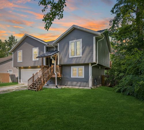 W1018 Lark Spur Rd, Genoa City, WI, 53128-1559 | Card Image