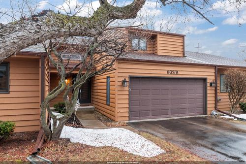 b-933 E Windfield Place, APPLETON, WI, 54911 | Card Image