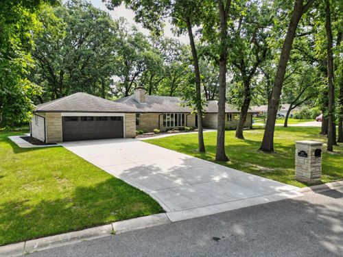 2711 Edgewood Drive, Dyer, IN, 46311 | Card Image