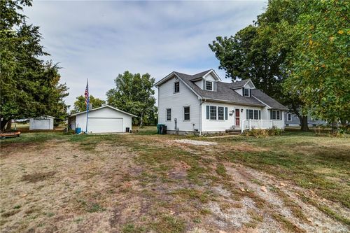 230 W Ward St, Dalton City, IL, 61925-1022 | Card Image