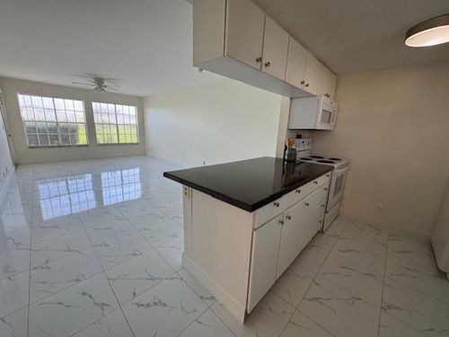 apt-c-6300 La Costa Dr, Boca Raton, FL, 33433-6650 | Card Image