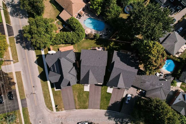 271 Codrington St, House other with 4 bedrooms, 5 bathrooms and 2 parking in Barrie ON | Image 46