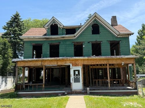 103 Orange Rd, Montclair, NJ, 07042-2135 | Card Image