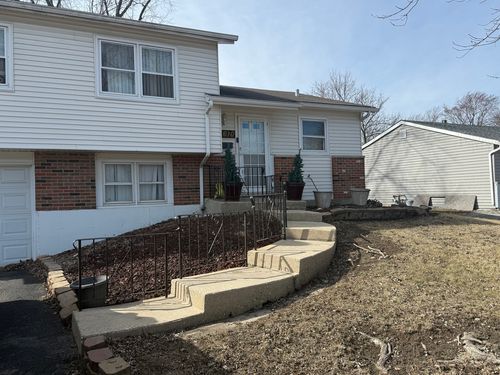 17610 Central Park Ave, Country Club Hills, IL, 60478-4613 | Card Image