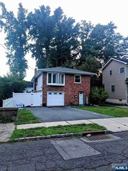 71 Cresskill Ave, Dumont, NJ, 07628-1603 | Card Image