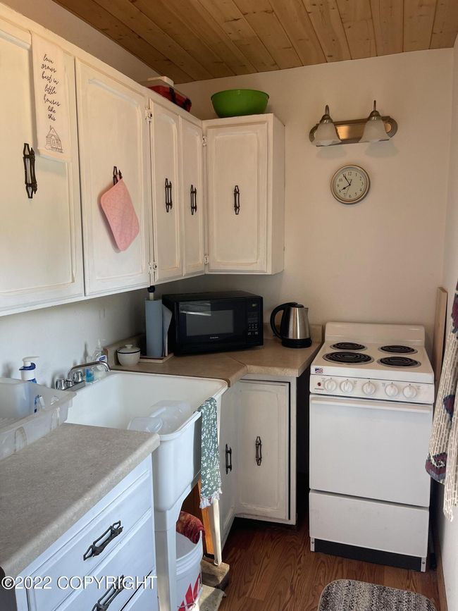Kitchen | Image 9