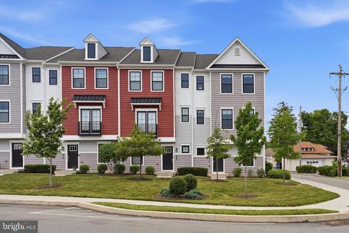 35 3rd Ave, COLLEGEVILLE, PA, 19426 | Card Image