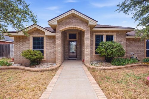 5002 Apple Creek Rd, Midland, TX, 79707-3229 | Card Image